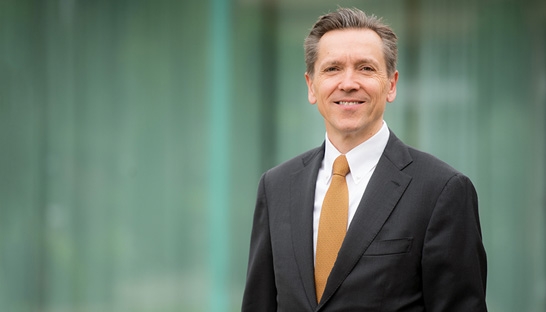 L.E.K. Consulting attracts capital from Lloyds to fund expansion plans